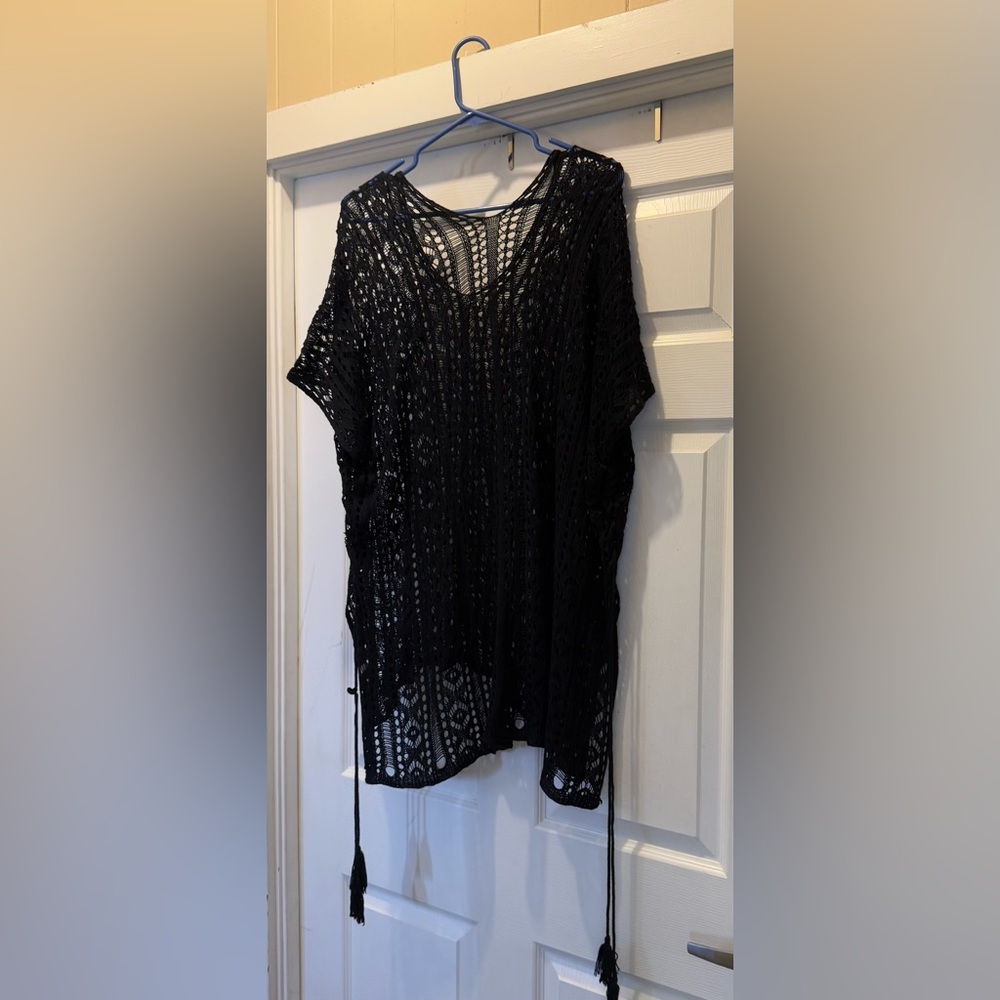 Black crotchet Cover up. NWOT